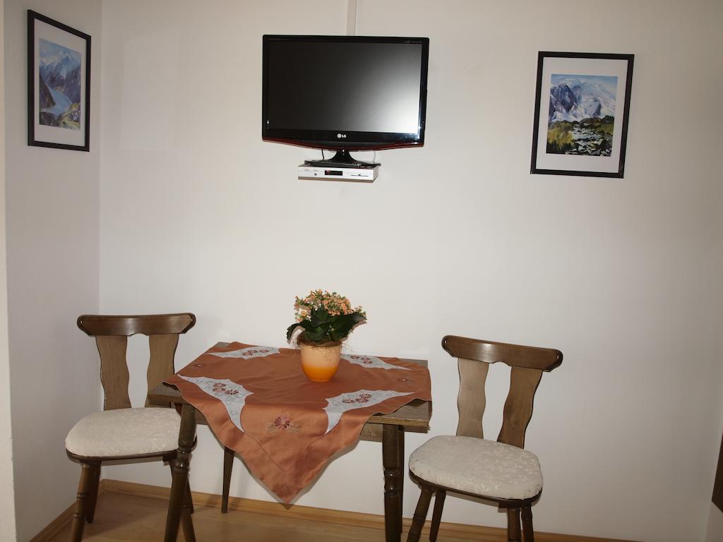 Urblhof Apartman Leutasch Szoba fotó