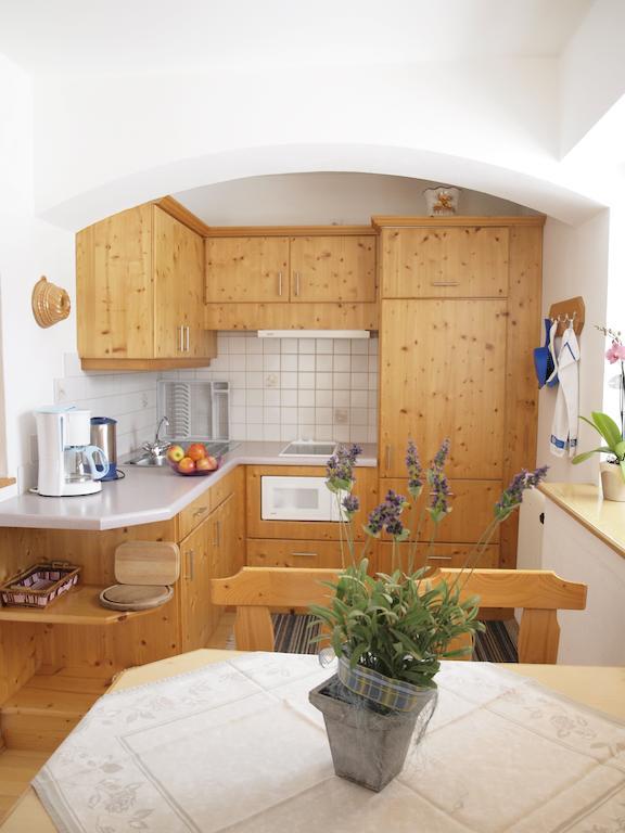 Urblhof Apartman Leutasch Szoba fotó